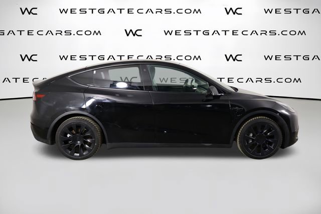 Used 2023 Tesla Model Y Long Range image 51
