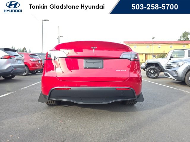 Used 2022 Tesla Model Y Long Range image 6