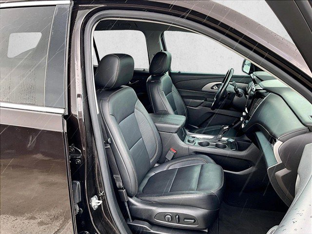 Used 2019 Chevrolet Traverse LT FWD image 9