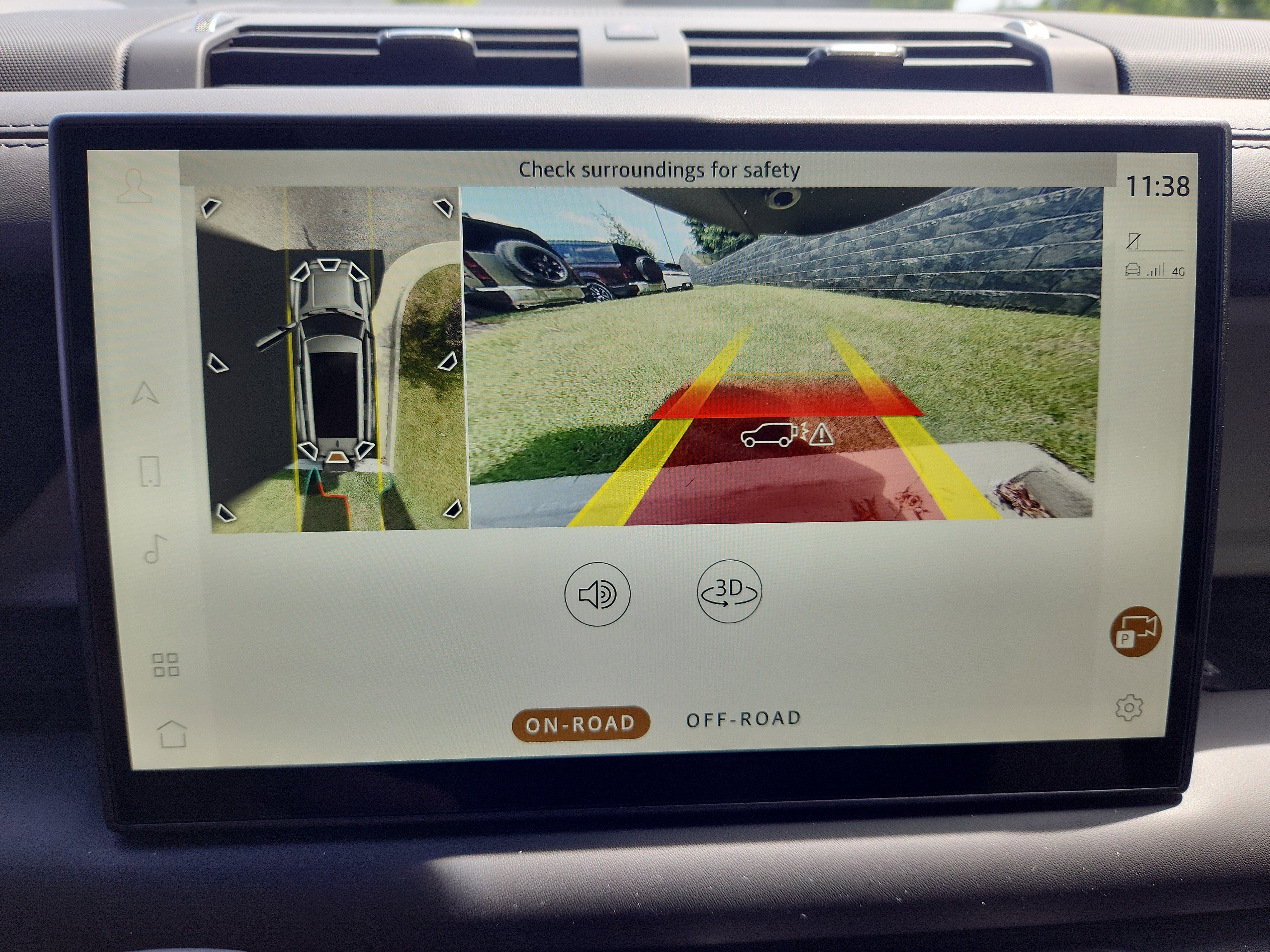 Used 2025 Land Rover Defender 130 S image 20