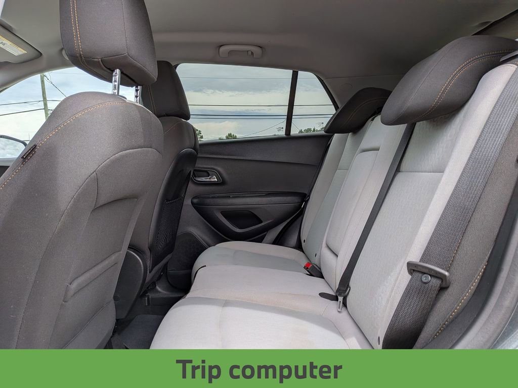 Used 2019 Chevrolet Trax LS w/ Tint and Cruise Package AWD/4WD image 33