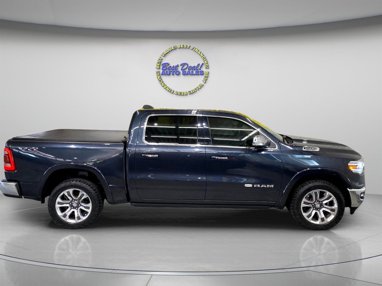 Used 2019 RAM 1500 Limited image 8