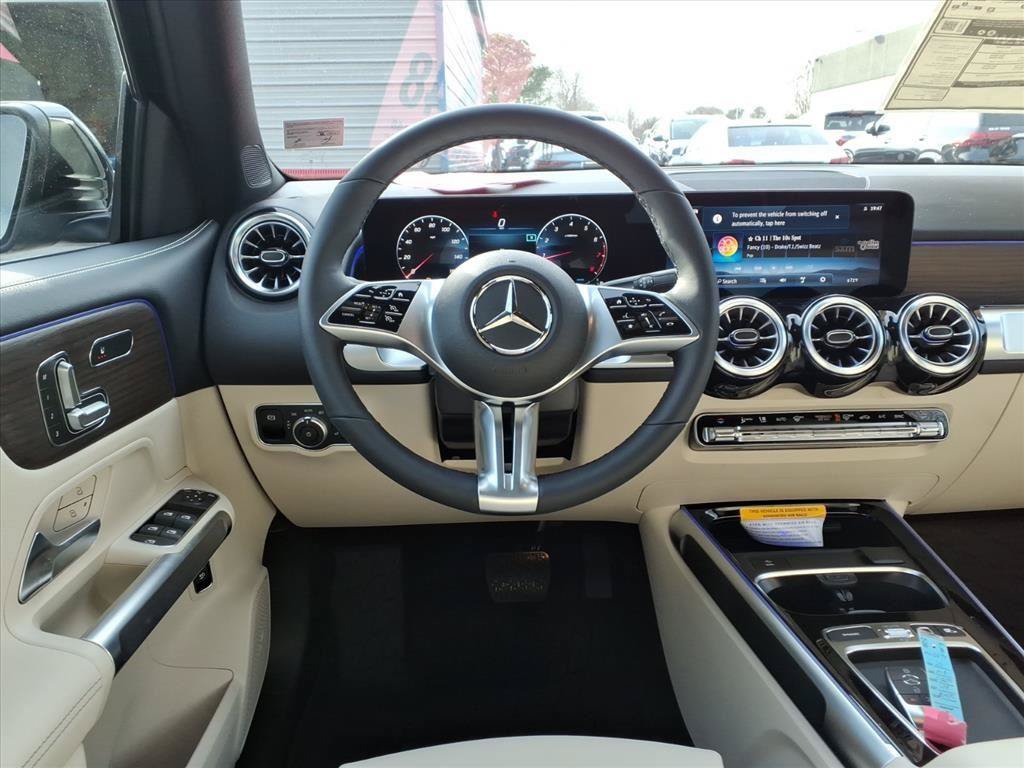 New 2026 Mercedes-Benz GLB 250 4MATIC image 22