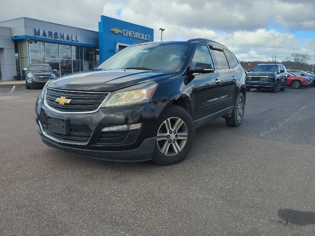 Used 2016 Chevrolet Traverse LT image 2
