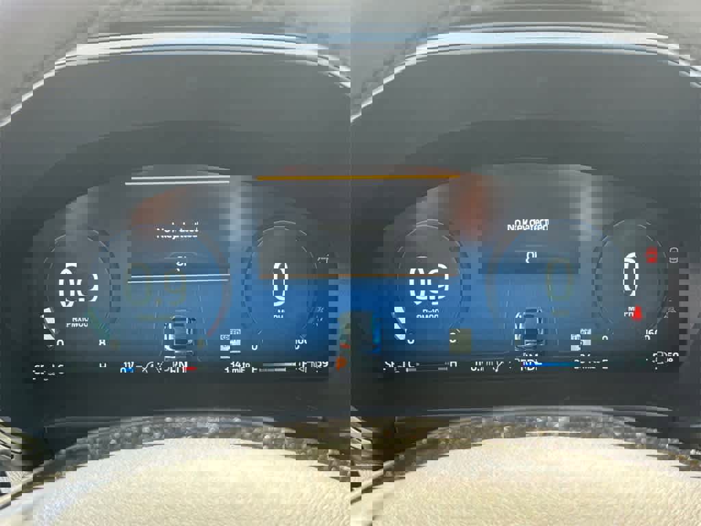 New 2025 Ford Escape Active w/ Active Premium Tech Pack image 24