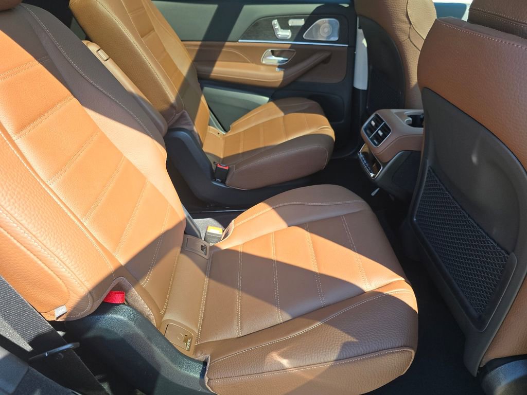 New 2026 Mercedes-Benz GLS 450 4MATIC image 19