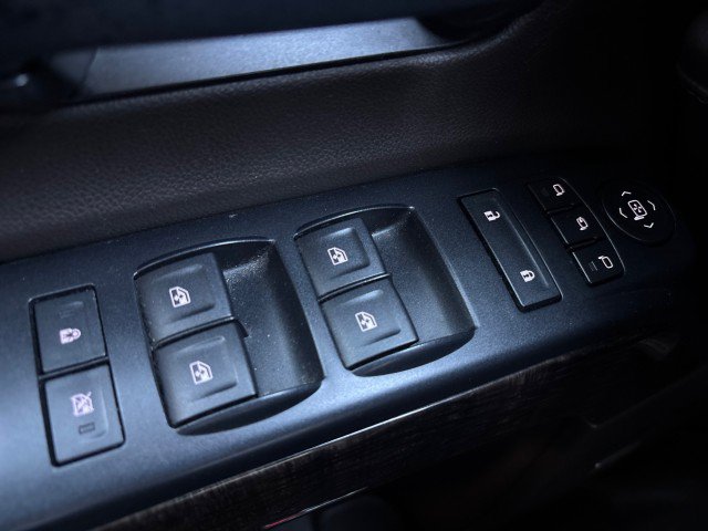 Used 2014 GMC Sierra 1500 Denali w/ Suspension Package, Off-Road image 9