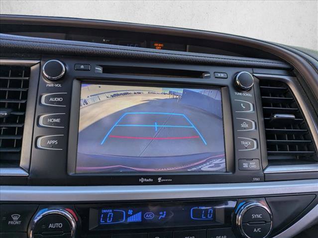 Used 2015 Toyota Highlander XLE image 14
