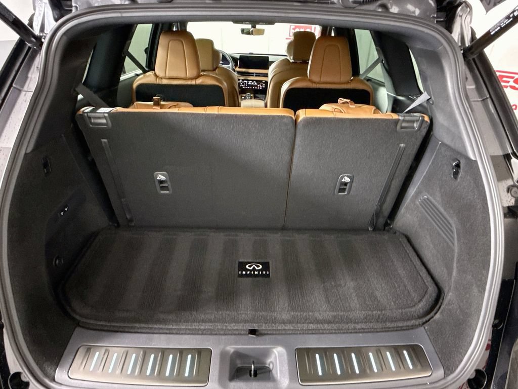 Used 2026 INFINITI QX60 Autograph w/ Dark Cargo Package AWD/4WD image 31
