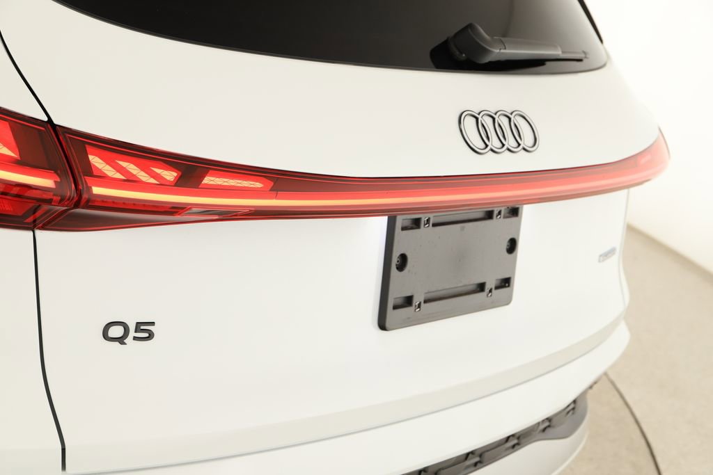 Certified 2025 Audi Q5 Prestige AWD/4WD image 38
