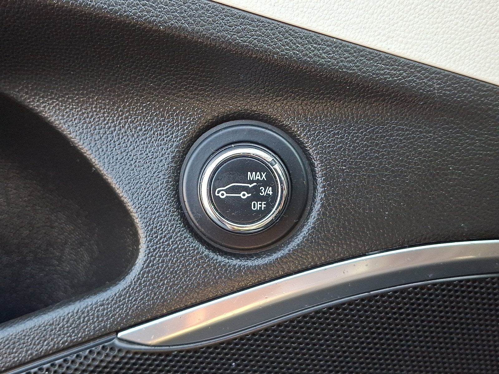 Used 2022 Buick Enclave Avenir w/ Avenir Technology Package AWD/4WD image 31