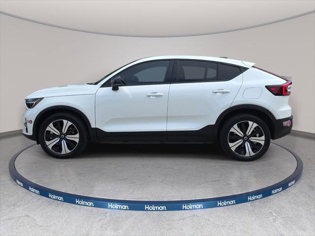 Used 2023 Volvo C40 Recharge Core w/ Protection Package Premier AWD/4WD image 9