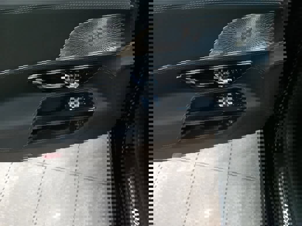 Used 2022 Mercedes-Benz SL 63 AMG 4MATIC image 16