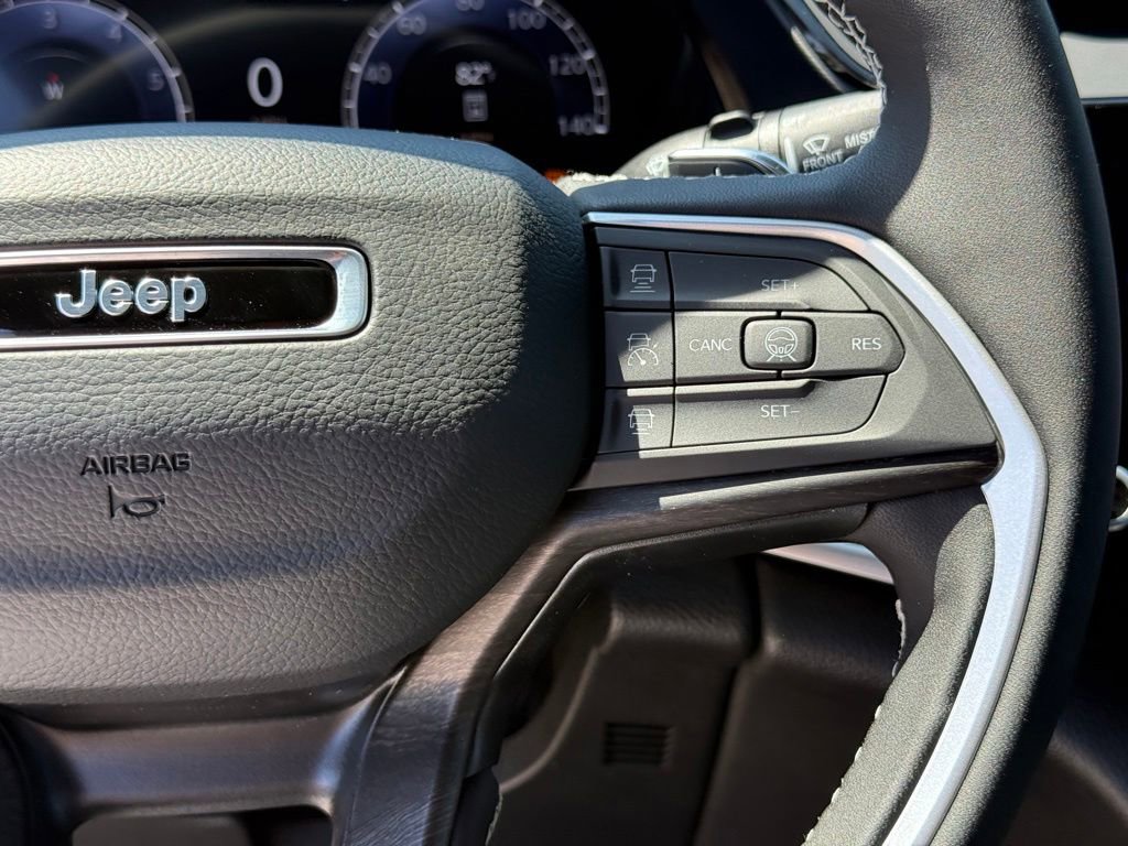 New 2026 Jeep Grand Cherokee Altitude AWD/4WD image 14