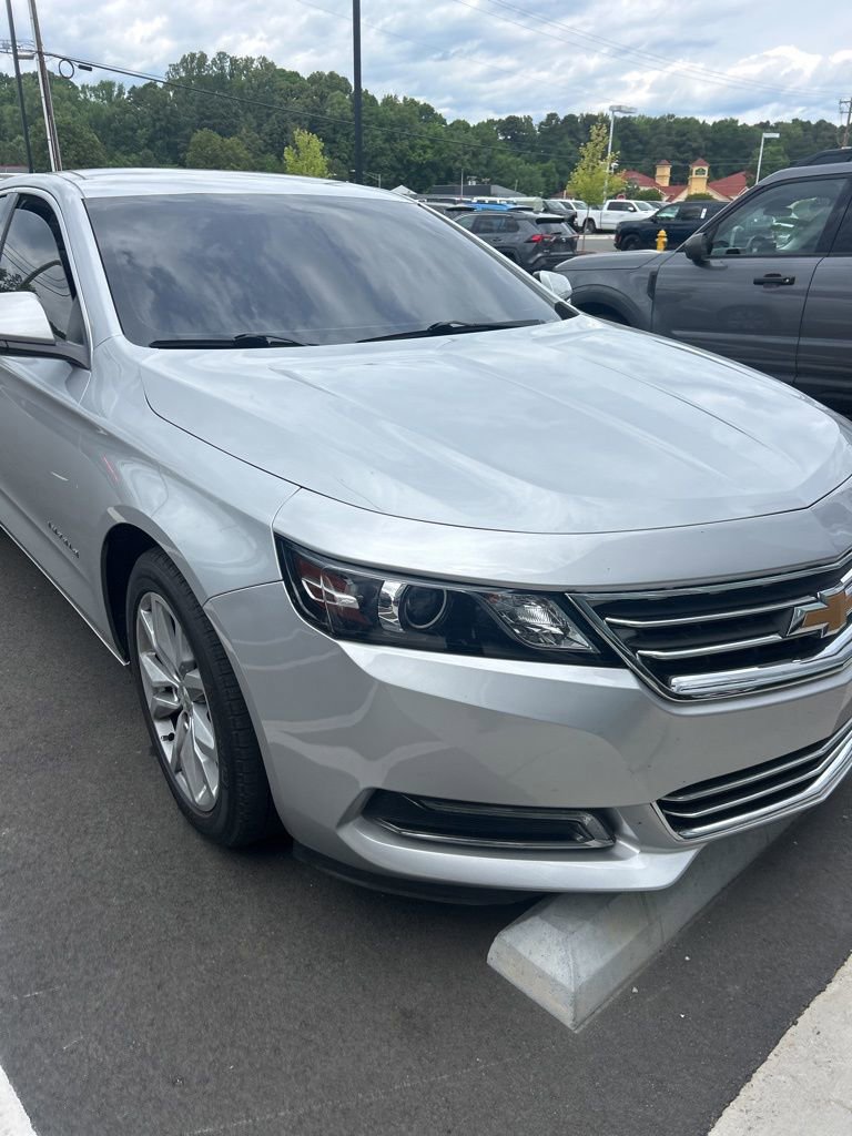 Used 2020 Chevrolet Impala LT FWD image 3