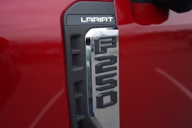 Used 2023 Ford F250 Lariat w/ Chrome Package image 36