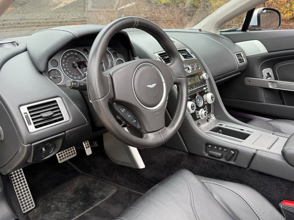 Used 2011 Aston Martin V8 Vantage N420 image 3