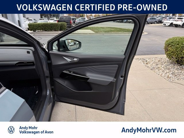 Used 2023 Volkswagen ID.4 Pro S Plus AWD/4WD image 16