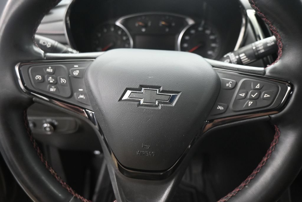 Used 2023 Chevrolet Equinox RS w/ RS Leather Package FWD image 11