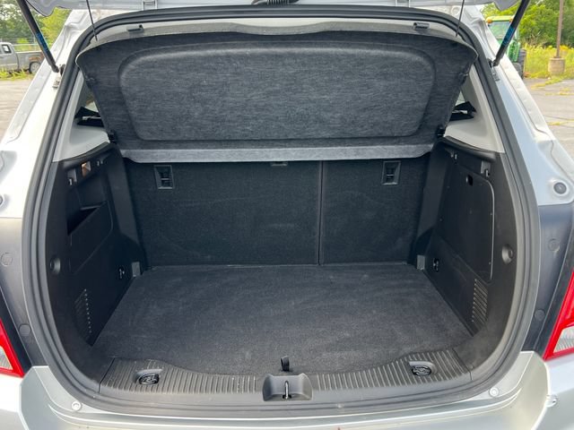 Used 2018 Chevrolet Trax LT w/ LT Convenience Package FWD image 31