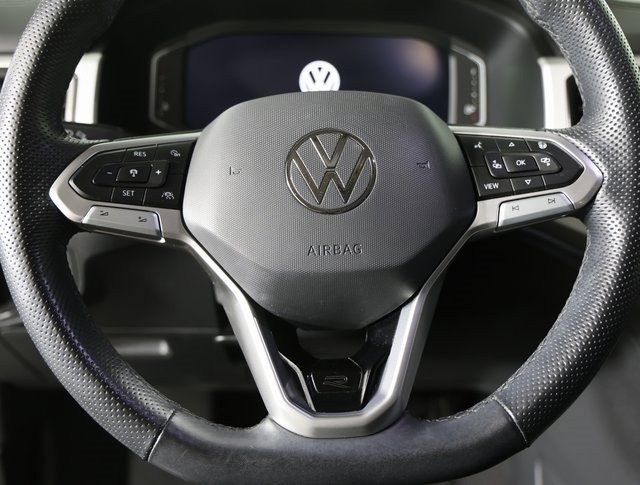 Used 2021 Volkswagen Atlas SEL R-Line image 17