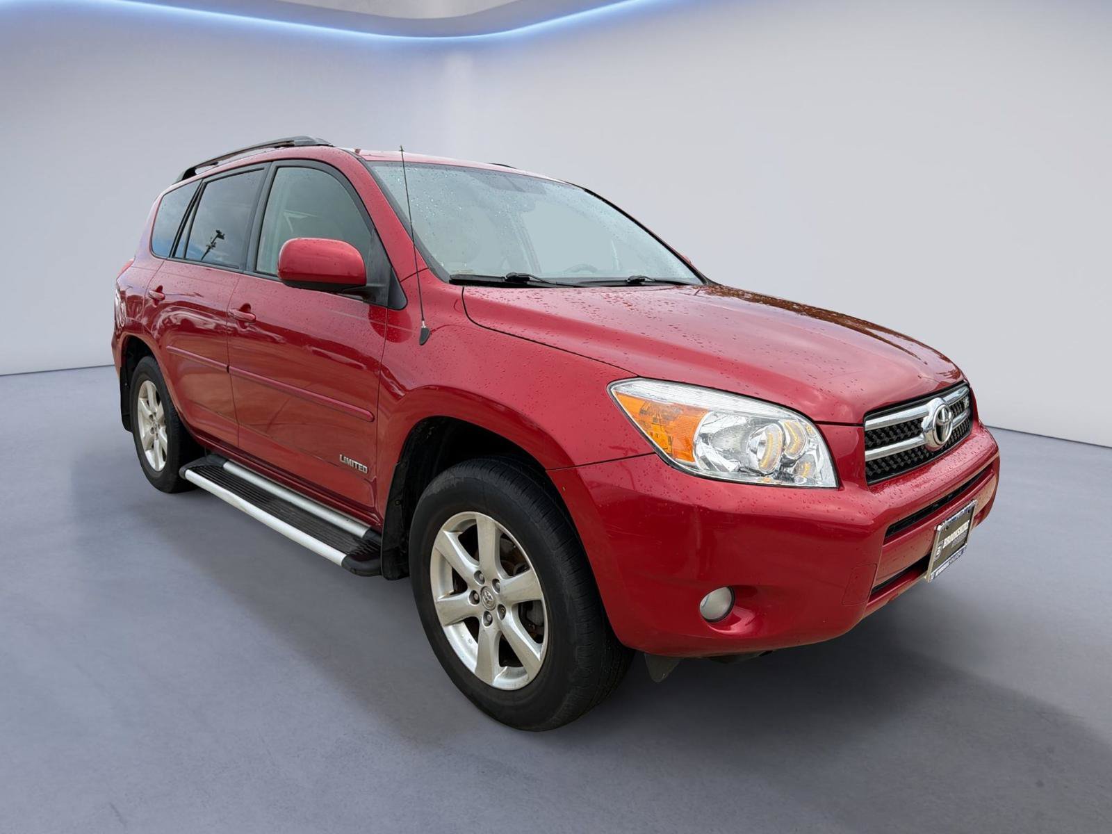 Used 2008 Toyota RAV4 Limited w/ Tow Prep Pkg FWD image 3