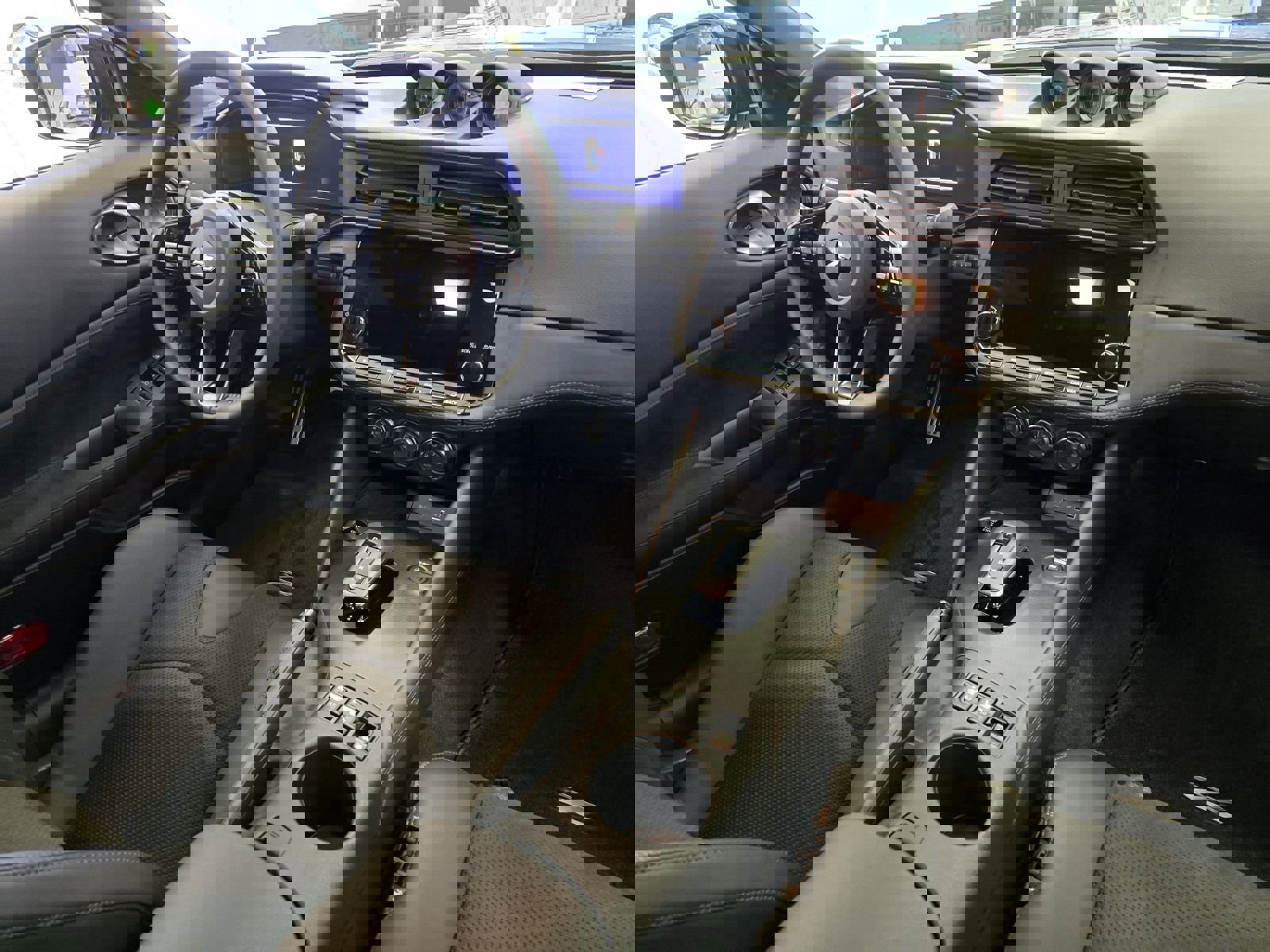 New 2025 Nissan Z Performance w/ Floor Mat Package image 13