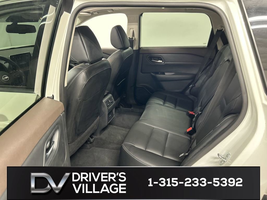 Used 2023 Nissan Rogue SL AWD/4WD image 20