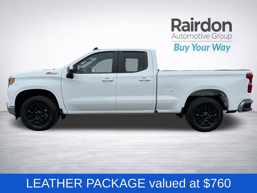 Used 2025 Chevrolet Silverado 1500 LT w/ Z71 Off-Road Package AWD/4WD image 4