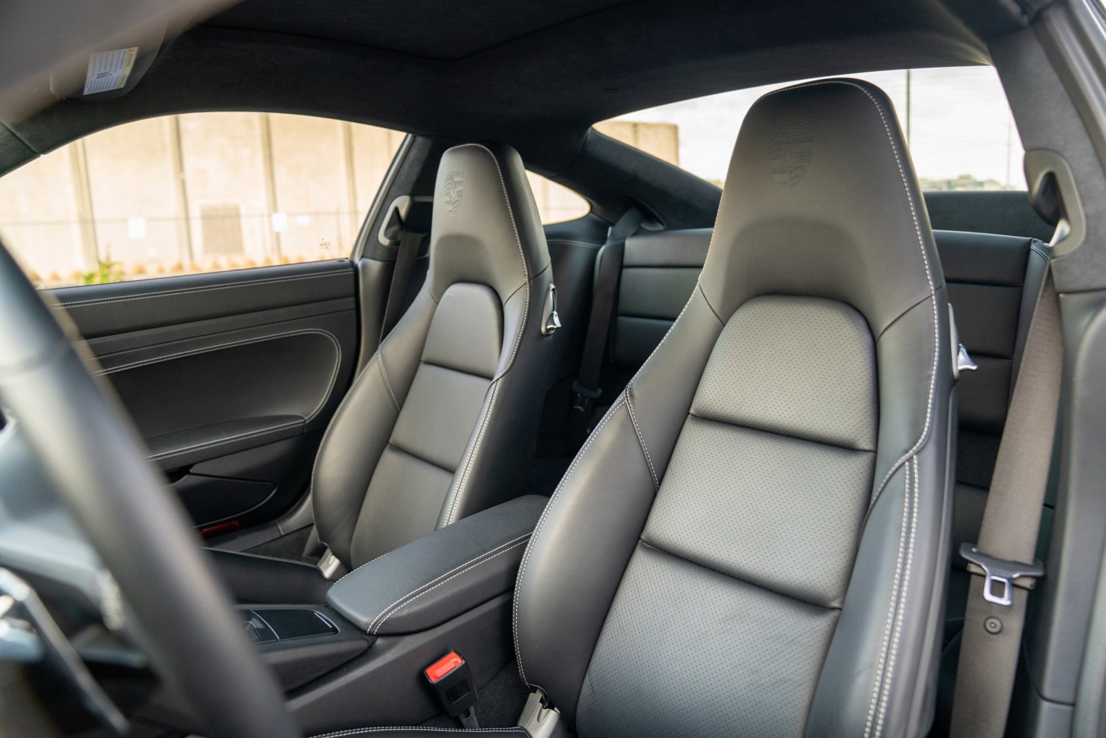 Certified 2019 Porsche 911 Turbo image 5