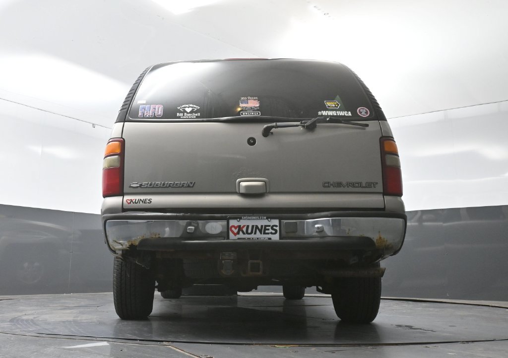 Used 2000 Chevrolet Suburban LT w/ LT Preferred Equipment Group AWD/4WD image 51
