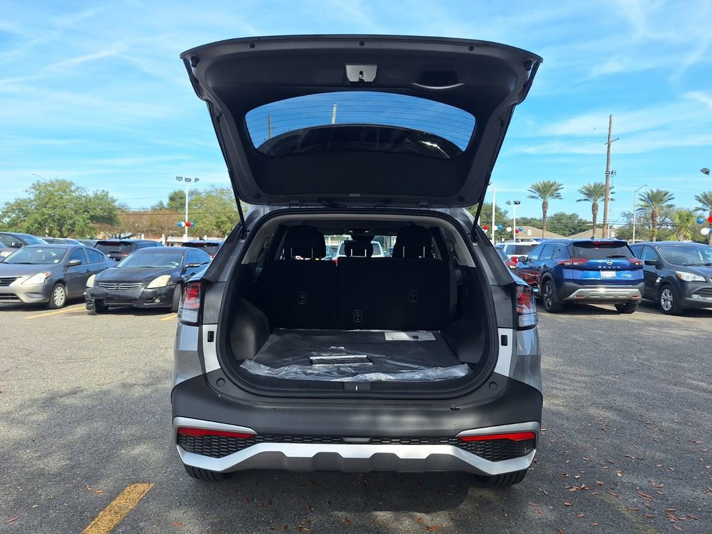 Used 2025 Kia Sportage LX image 25