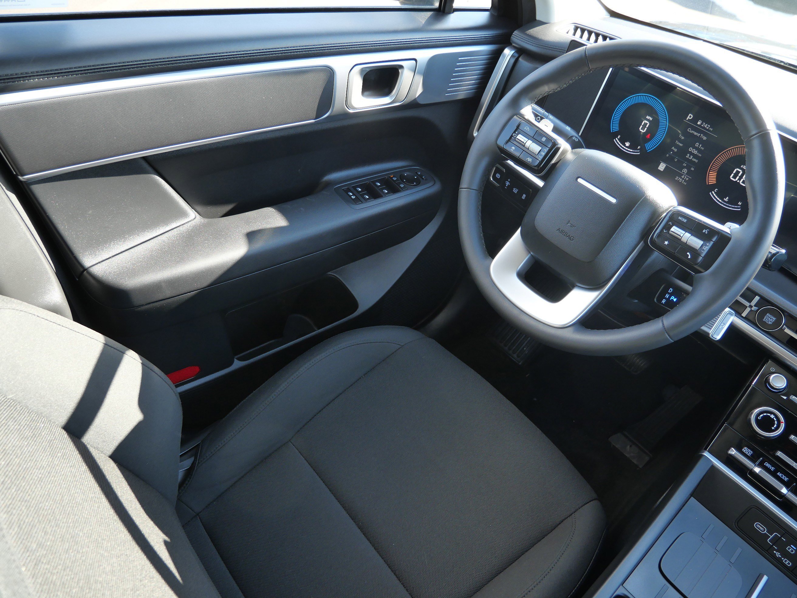 Certified 2026 Hyundai Santa Fe SE image 9