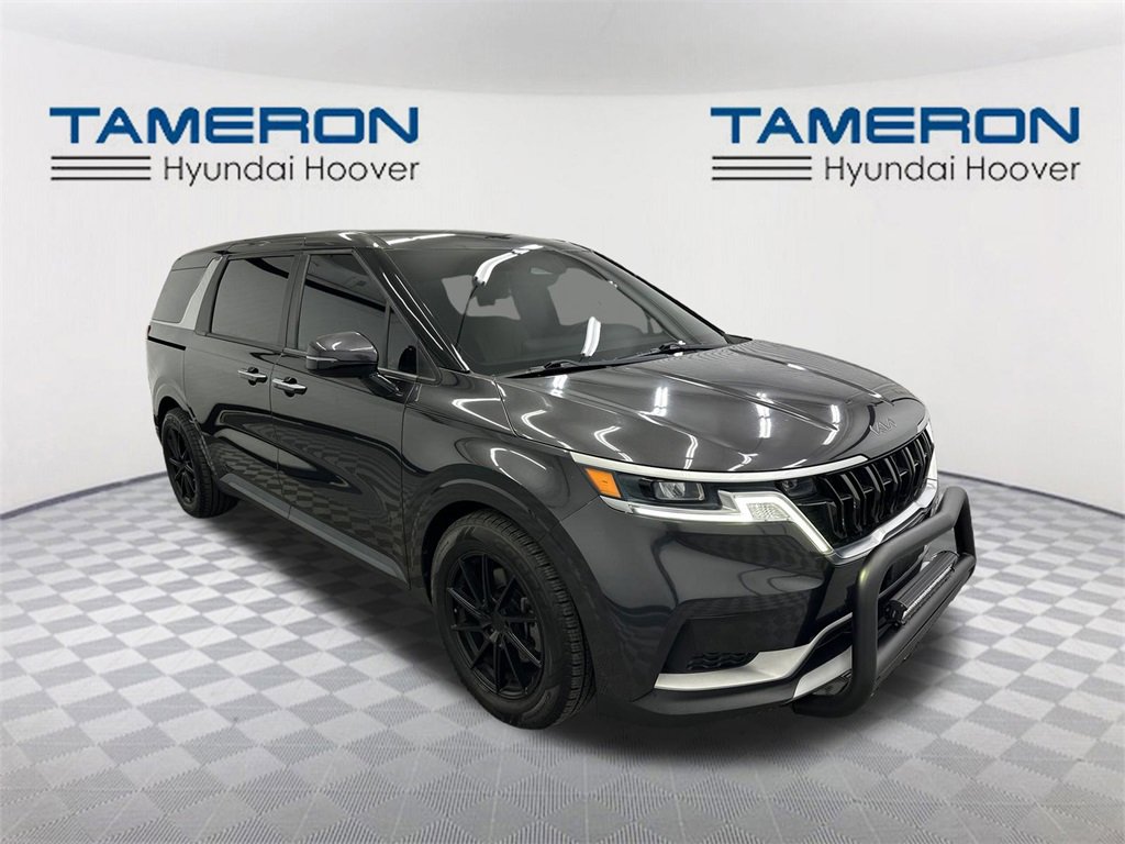 Used 2022 Kia Carnival LX image 7