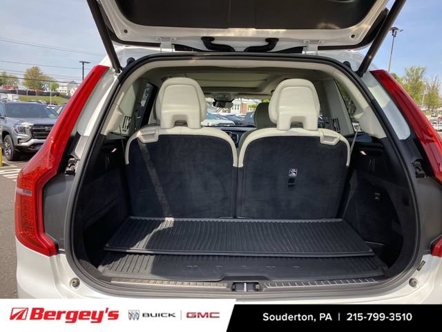 Used 2024 Volvo XC90 B6 Plus AWD/4WD image 30