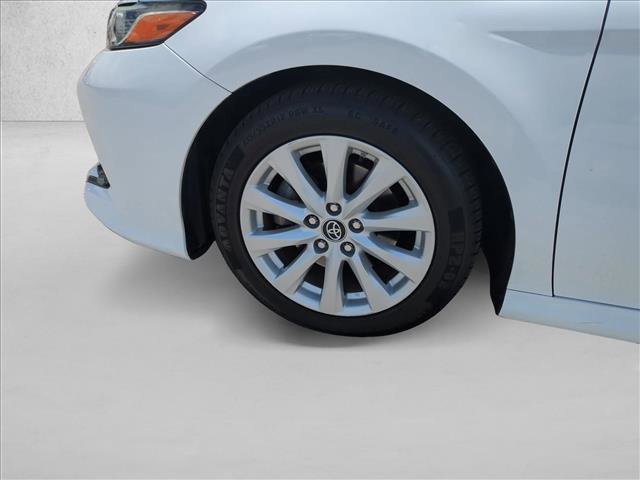 Used 2019 Toyota Camry LE image 22
