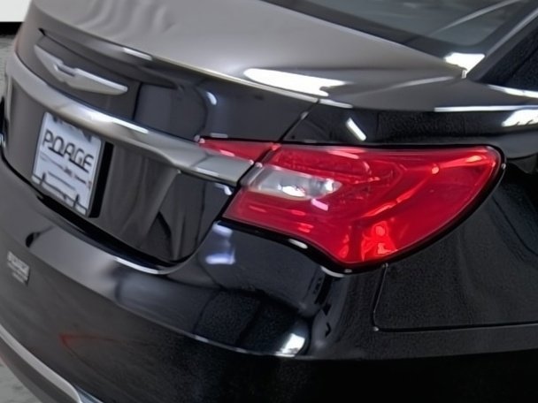 Used 2014 Chrysler 200 Limited image 13