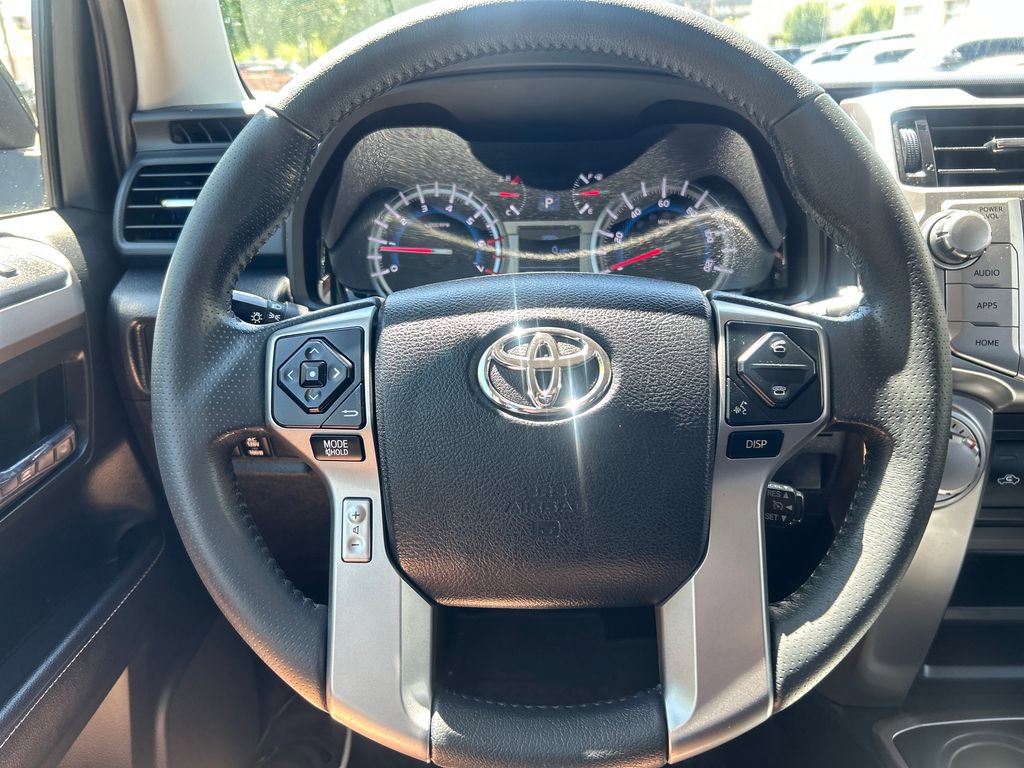 Used 2018 Toyota 4Runner SR5 Premium AWD/4WD image 15