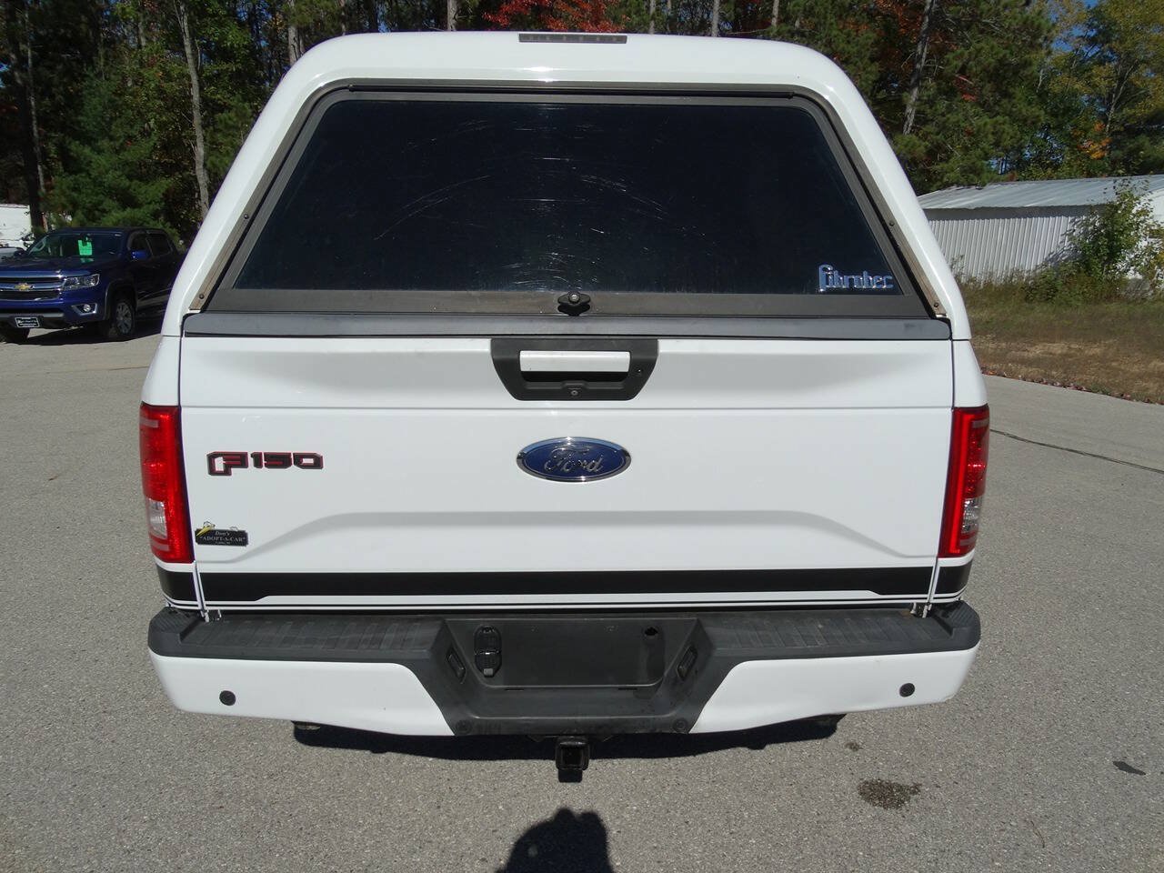 Used 2017 Ford F150 4x4 SuperCrew XLT w/ FX4 Pkg w/ Equipment Group 302A Luxury image 8