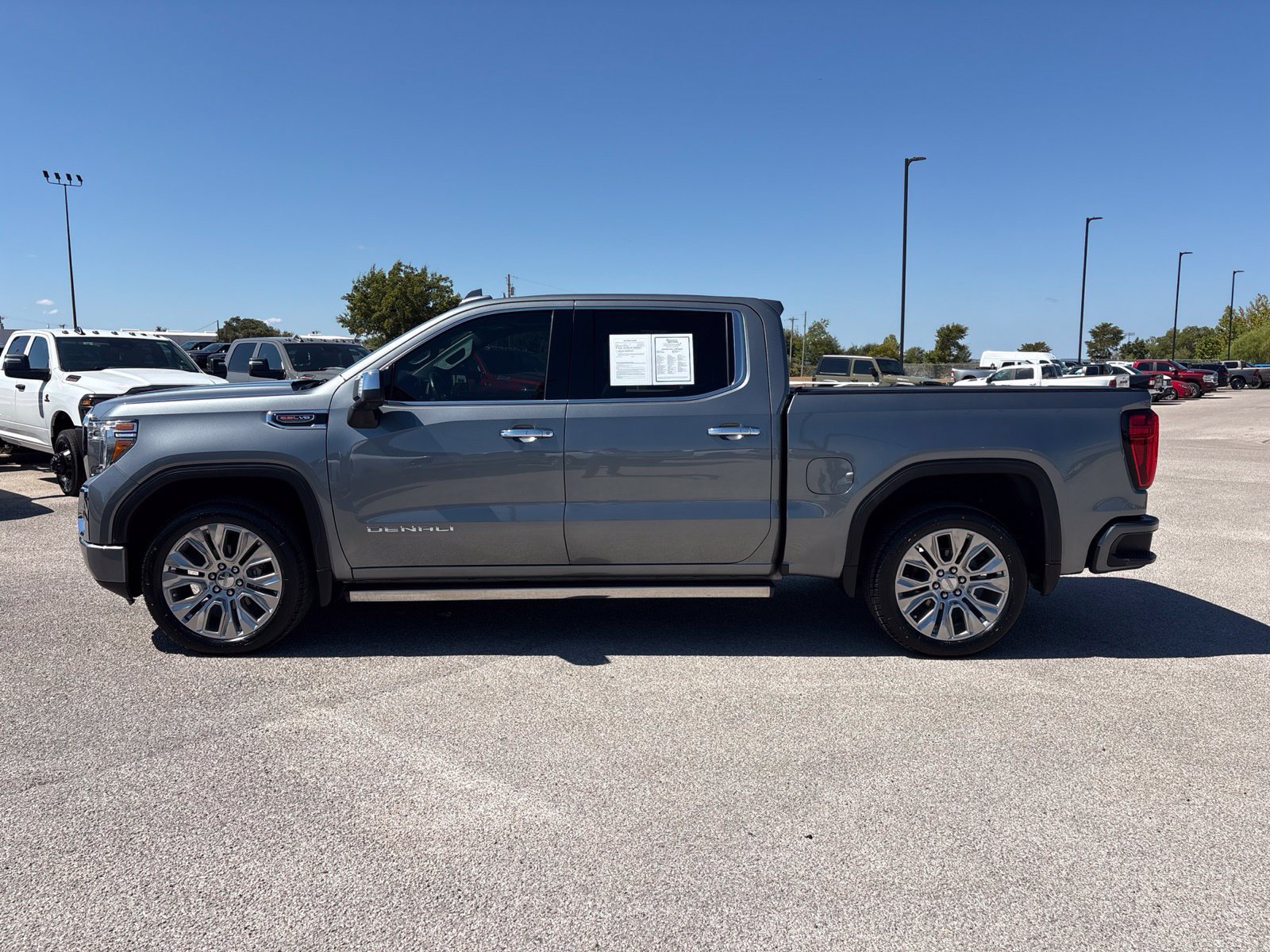 Used 2020 GMC Sierra 1500 Denali w/ Denali Ultimate Package AWD/4WD image 2