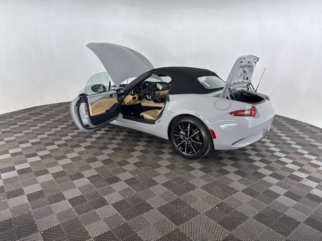 New 2026 MAZDA MX-5 Miata Grand Touring w/ Weather Package RWD image 16