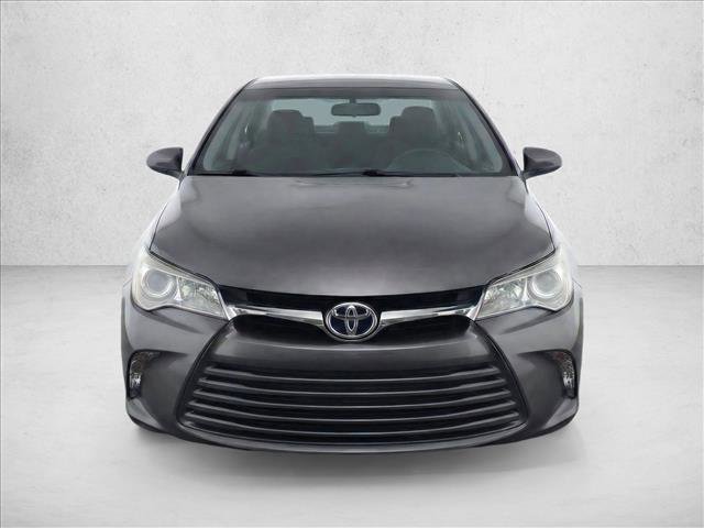 Used 2017 Toyota Camry LE image 2