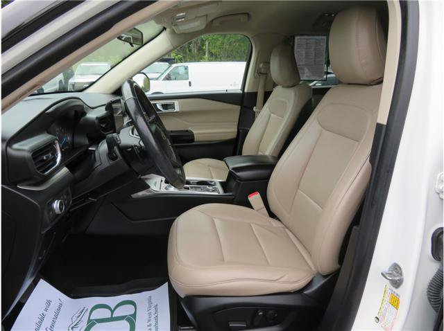 Used 2020 Ford Explorer XLT w/ Equipment Group 202A AWD/4WD image 3