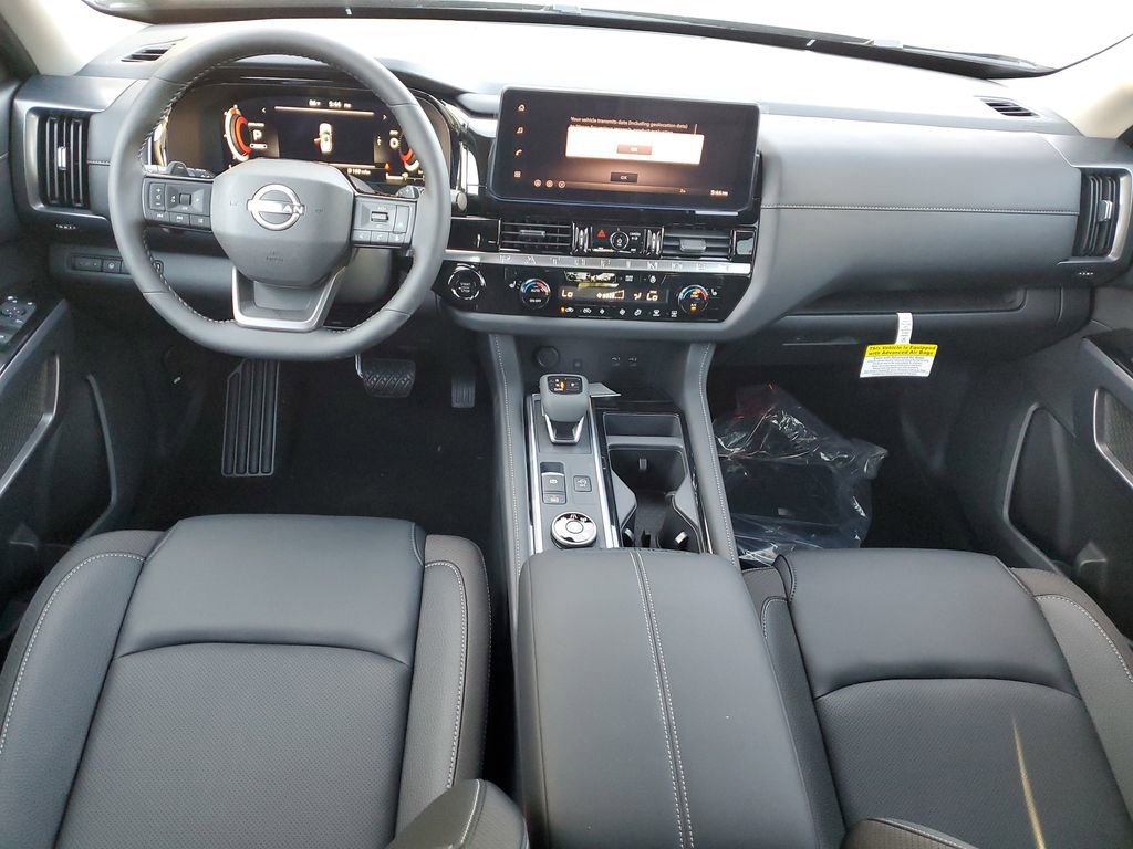 New 2026 Nissan Pathfinder SL image 15