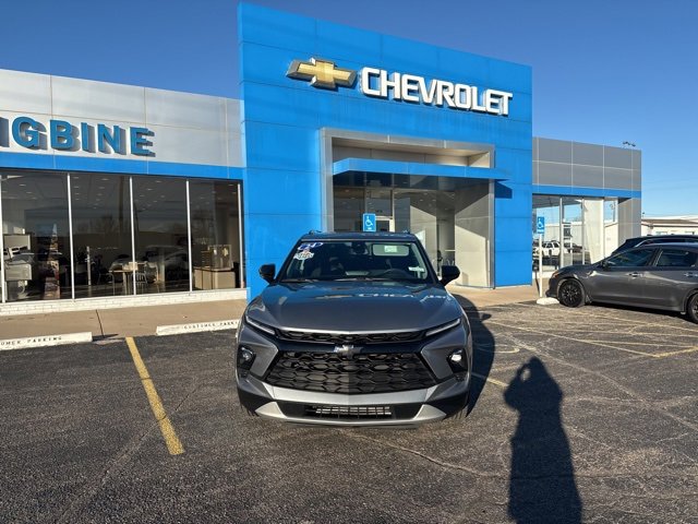 Used 2024 Chevrolet Blazer LT w/ Convenience Package image 2