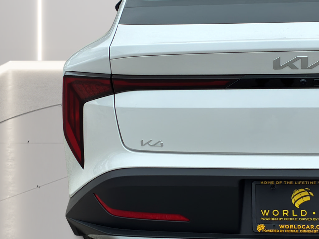 New 2026 Kia K4 FWD image 30