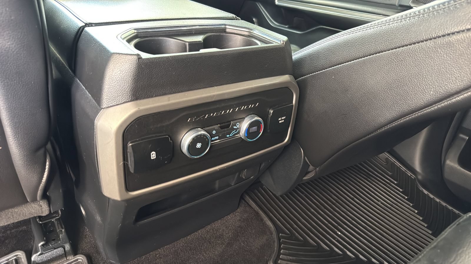 Used 2021 Ford Expedition XLT RWD image 27