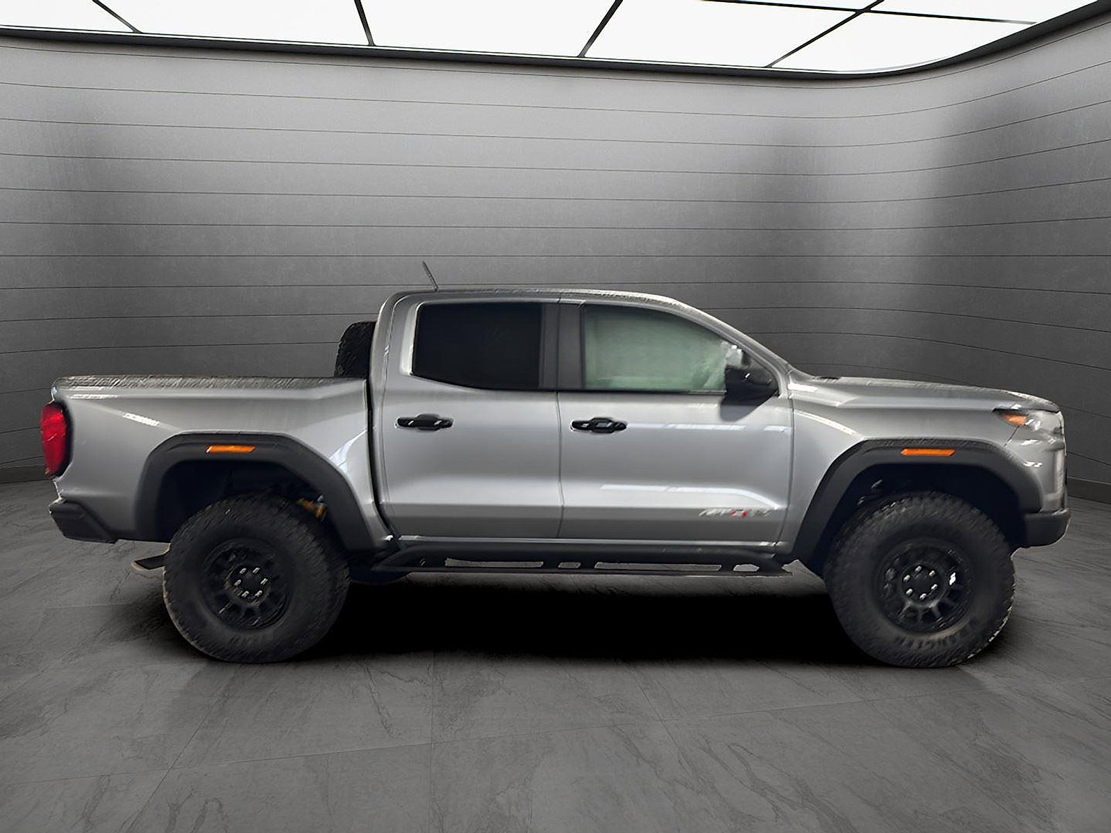New 2025 GMC Canyon AT4 w/ AT4X AEV Edition AWD/4WD image 7
