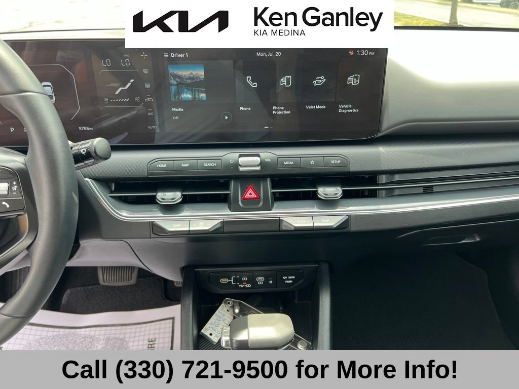 Certified 2025 Kia K4 GT-Line Turbo FWD image 36