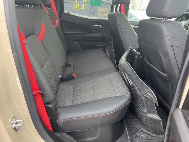 Used 2023 Chevrolet Colorado Z71 w/ Z71 Convenience Package 2 image 11